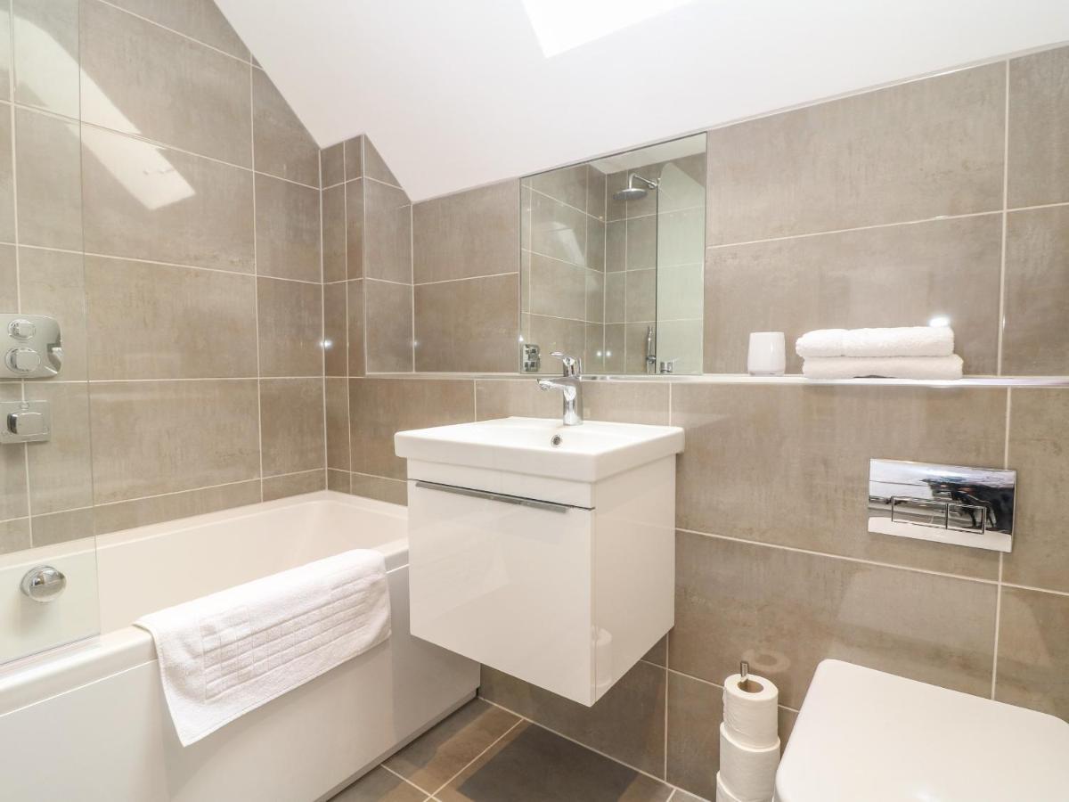Holiday home 9 Windrush Heights *